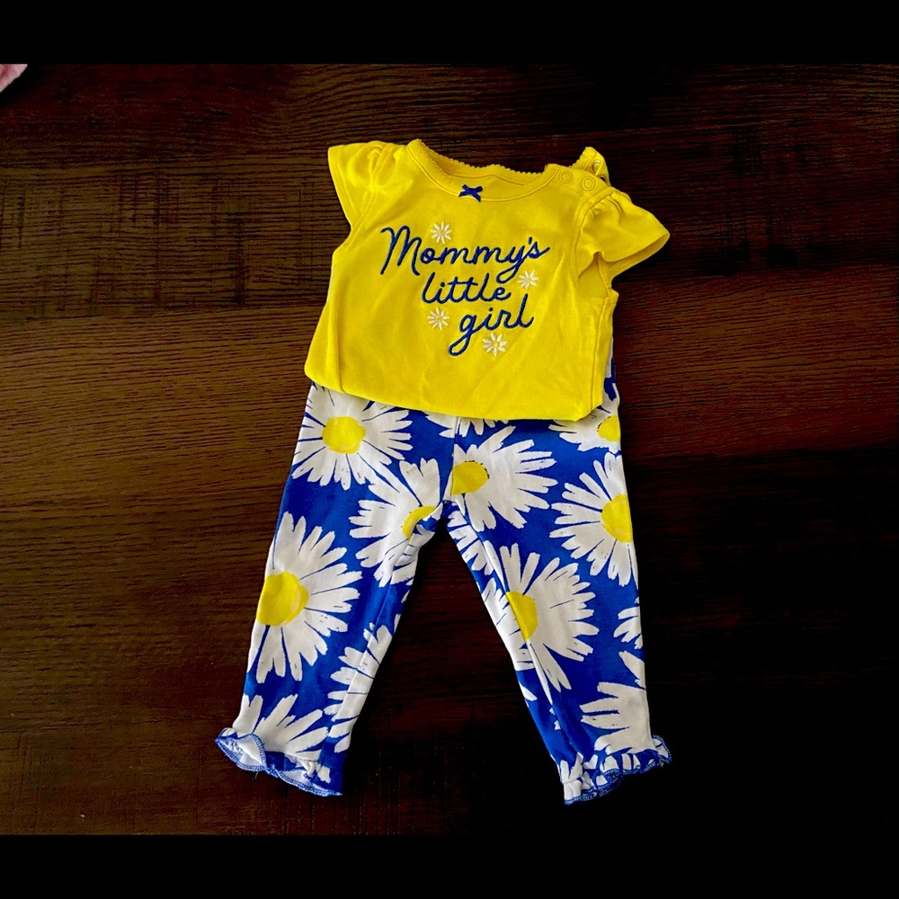 Carter’s Onesie and Pants - Picture 1 of 1